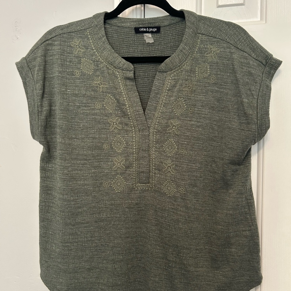 Cable & Gauge Olive Embroidered Blouse
